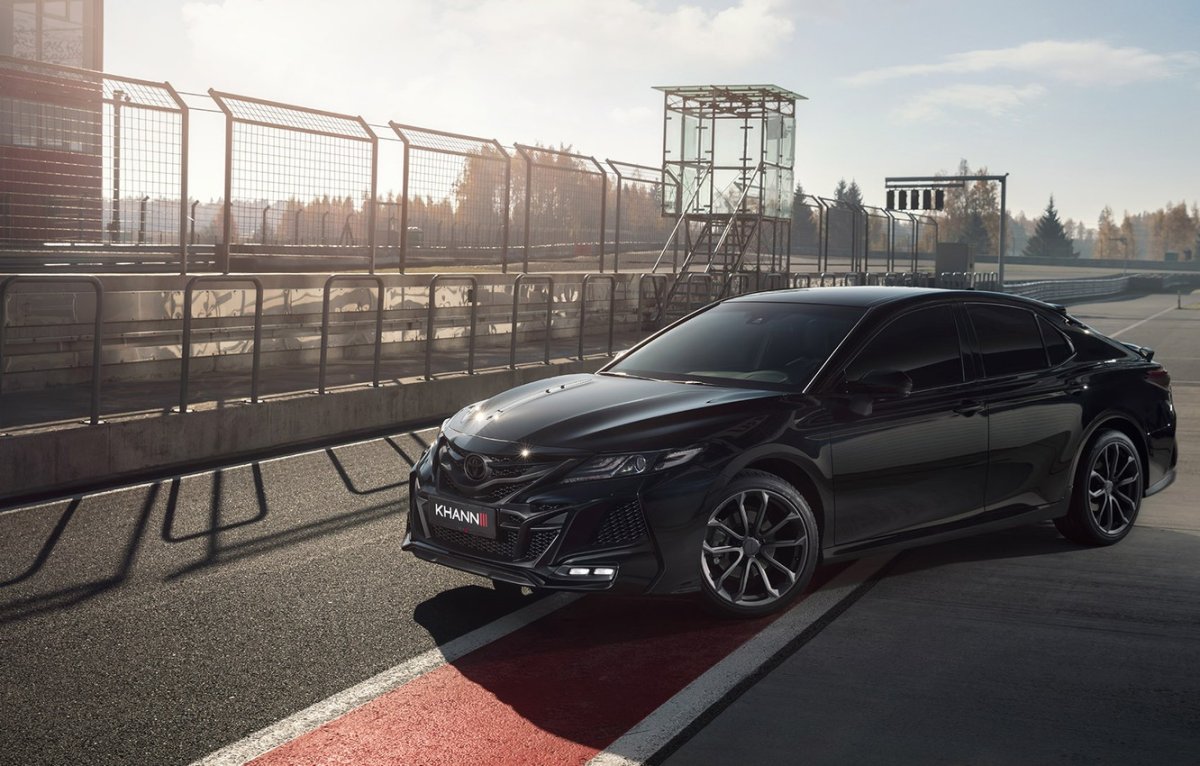 Toyota Camry 70 Khann