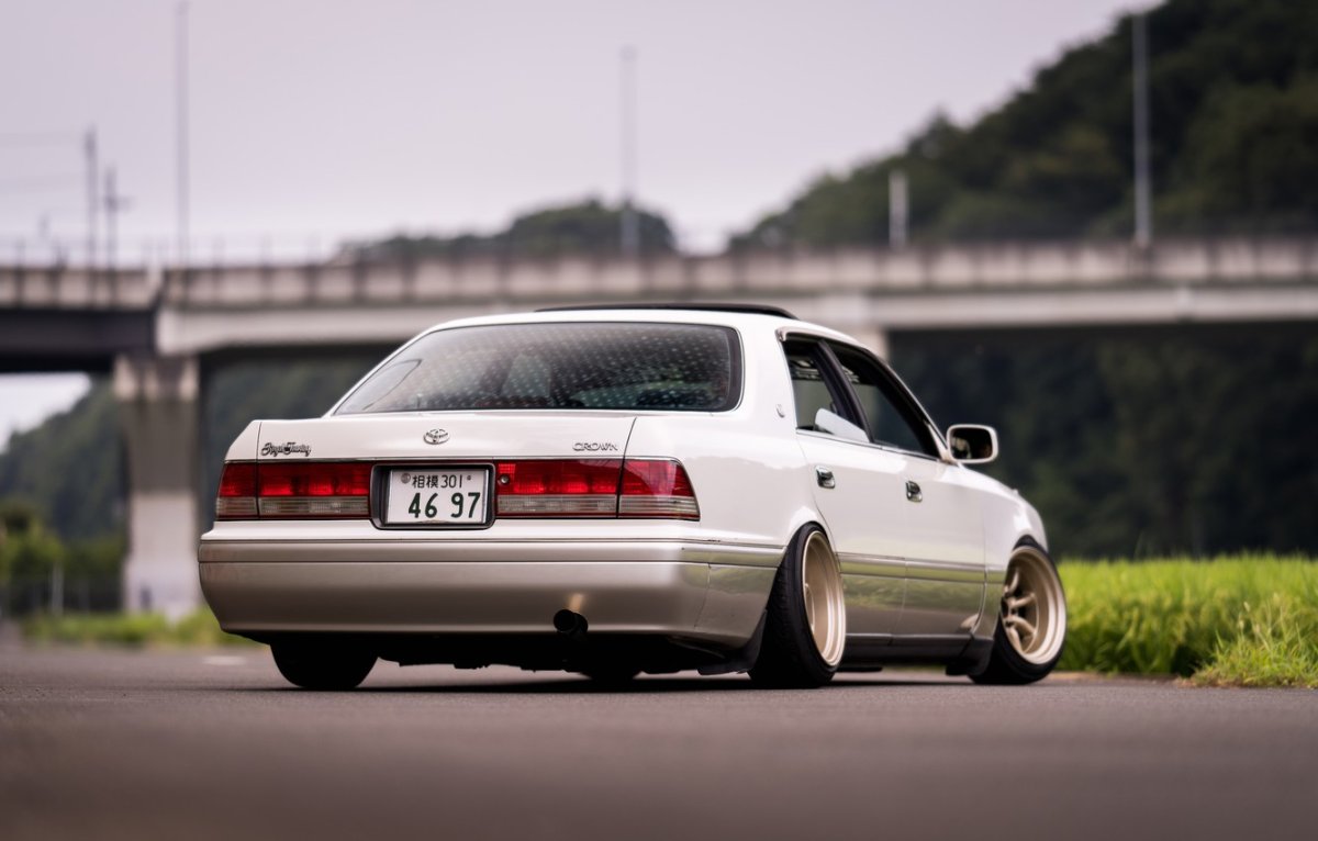 Toyota Crown s150