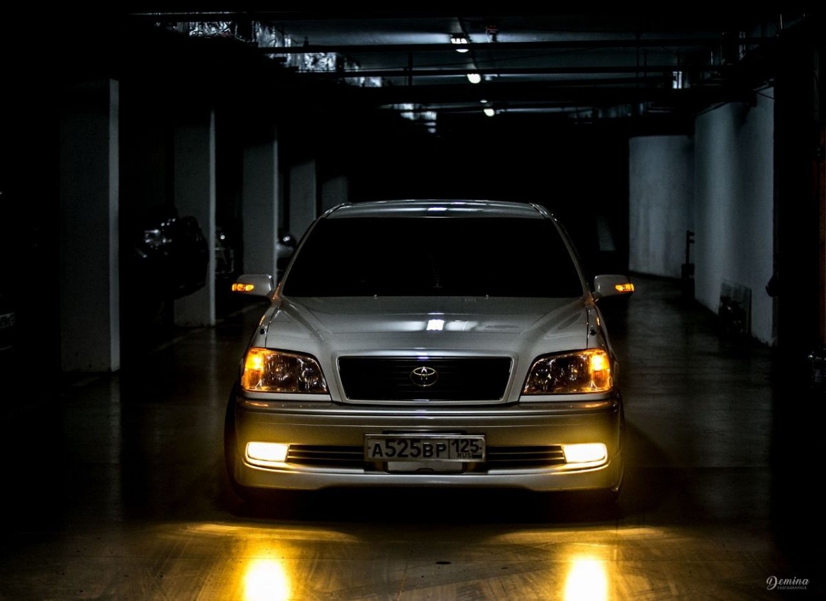 Toyota Crown s170 athlete