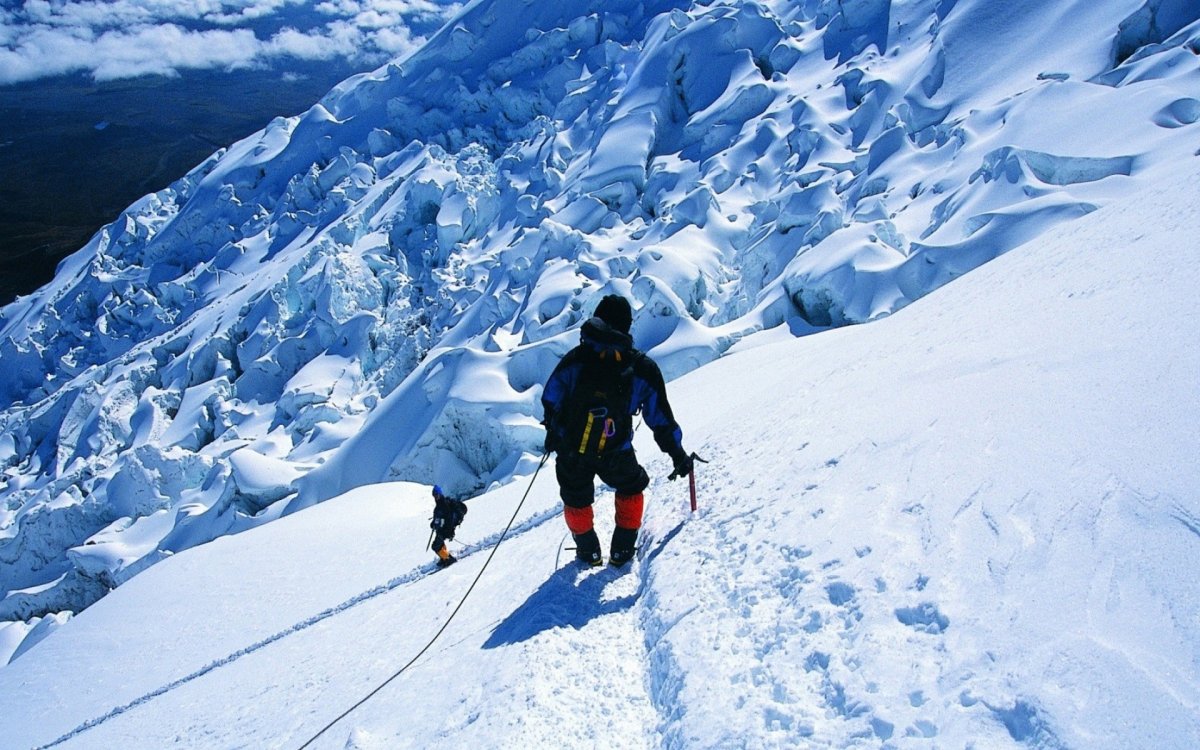 Mountaineer горы Эльбрус