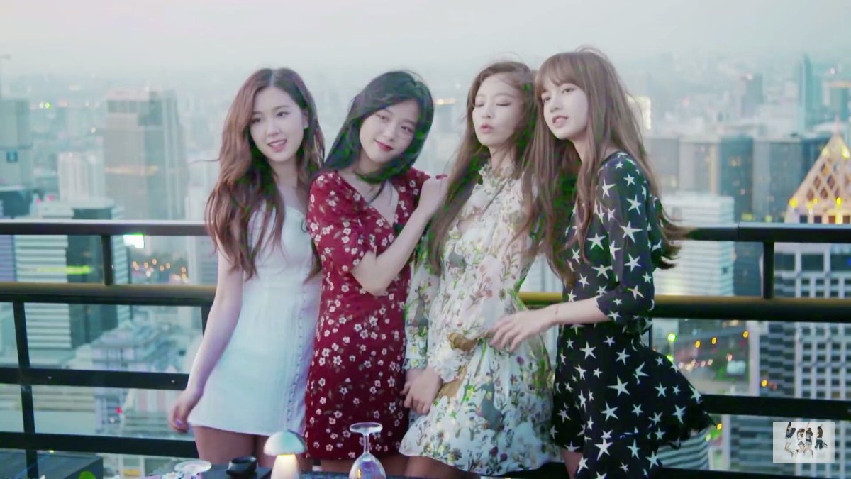 Группа Блэк Пинк Постер