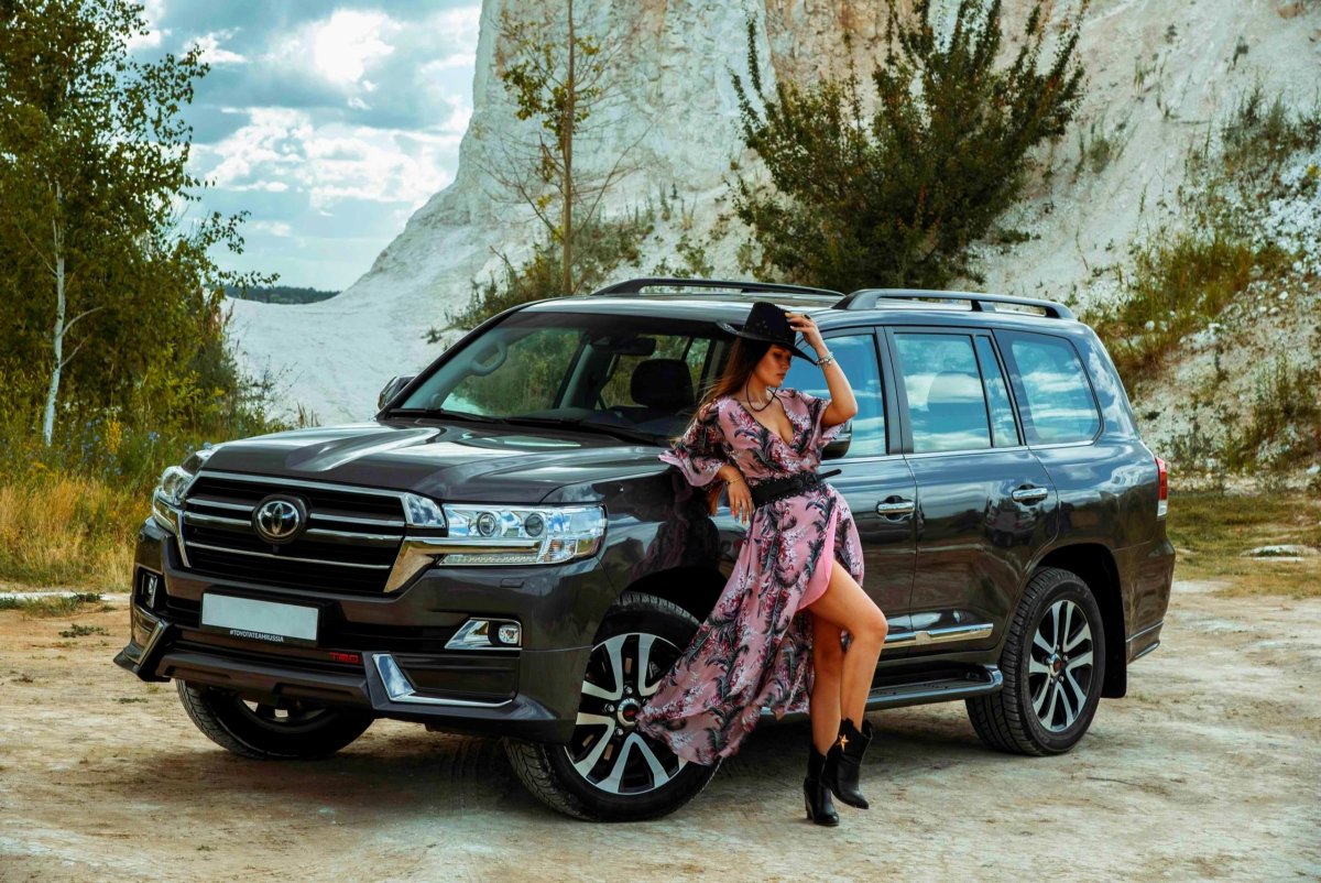 Toyota Land Cruiser 200 Бандитский