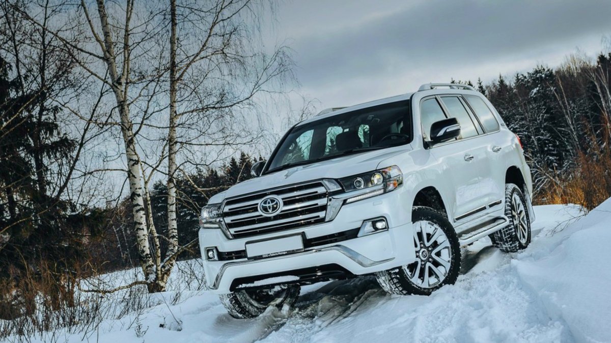 Toyota Land Cruiser 200 Нурминский