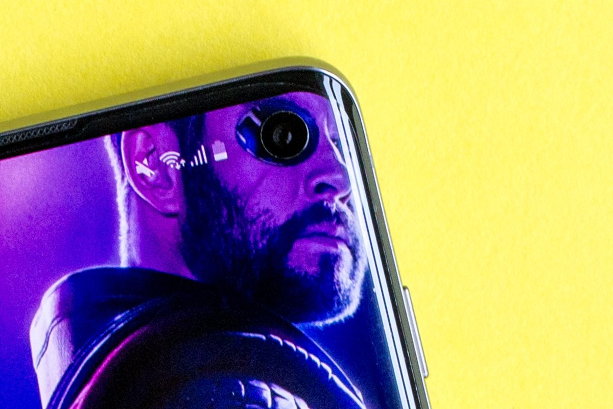 Смартфон с глазами