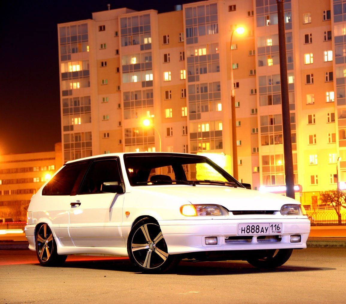 Самая крутая красивая тюнингованная ВАЗ 21 14