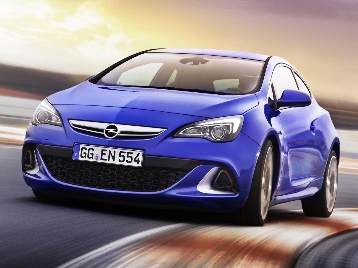 Opel Astra OPC 2012