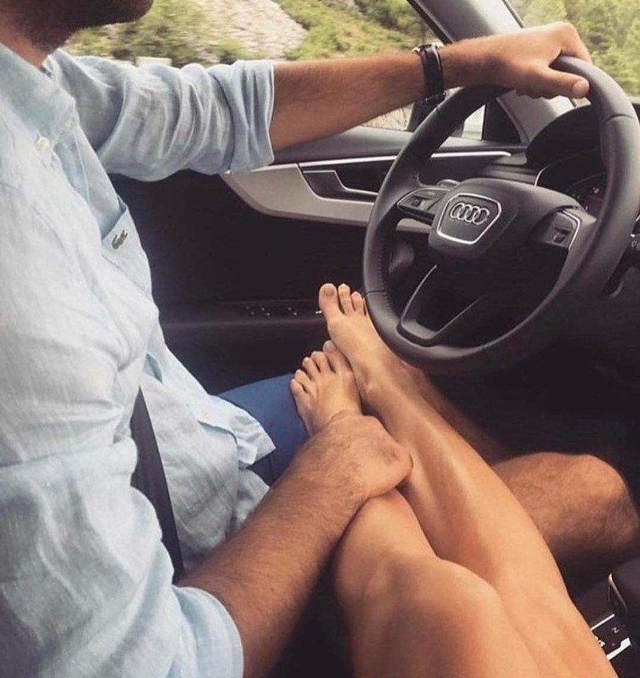 Пара в машине