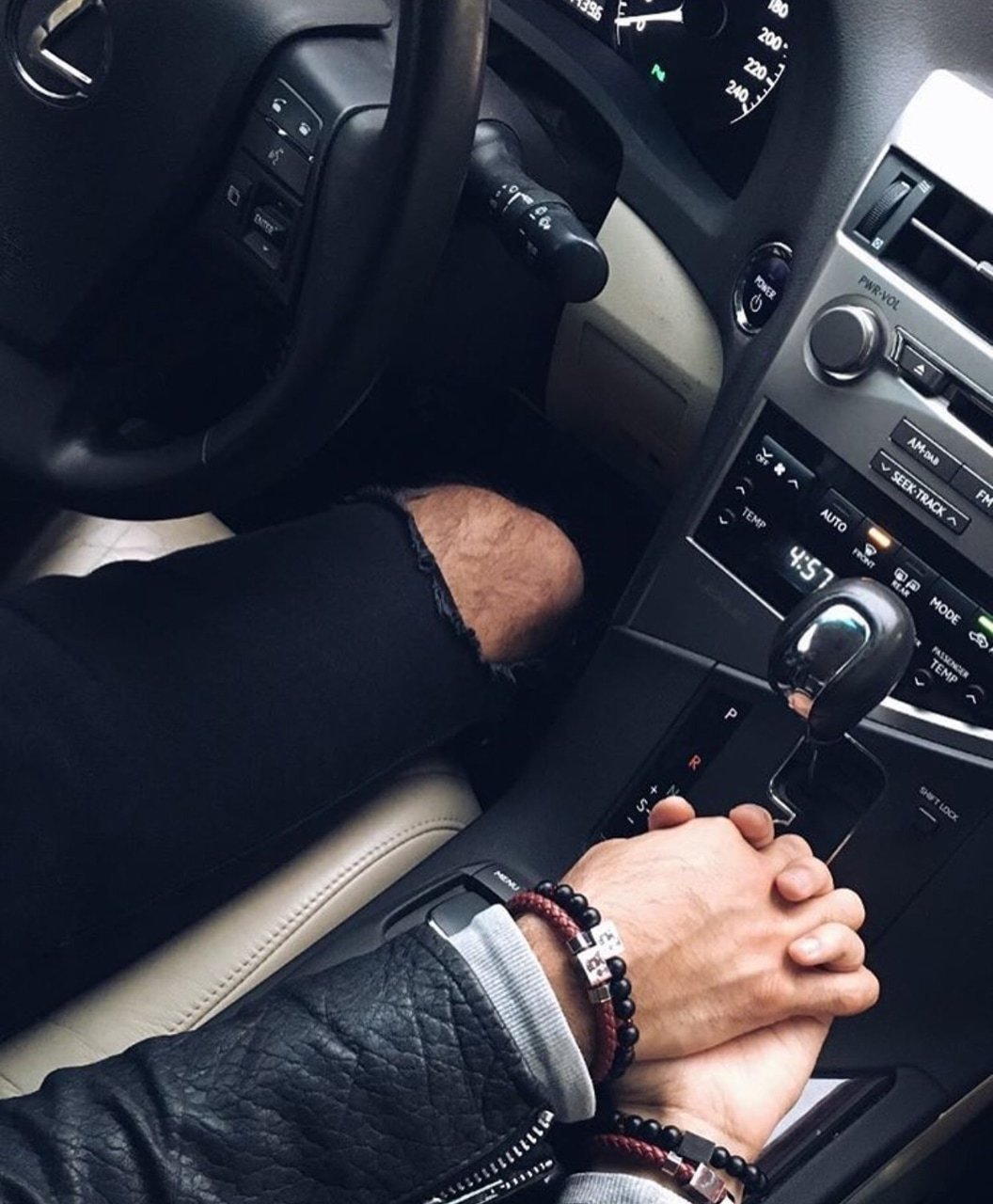 Автомобиль в руках