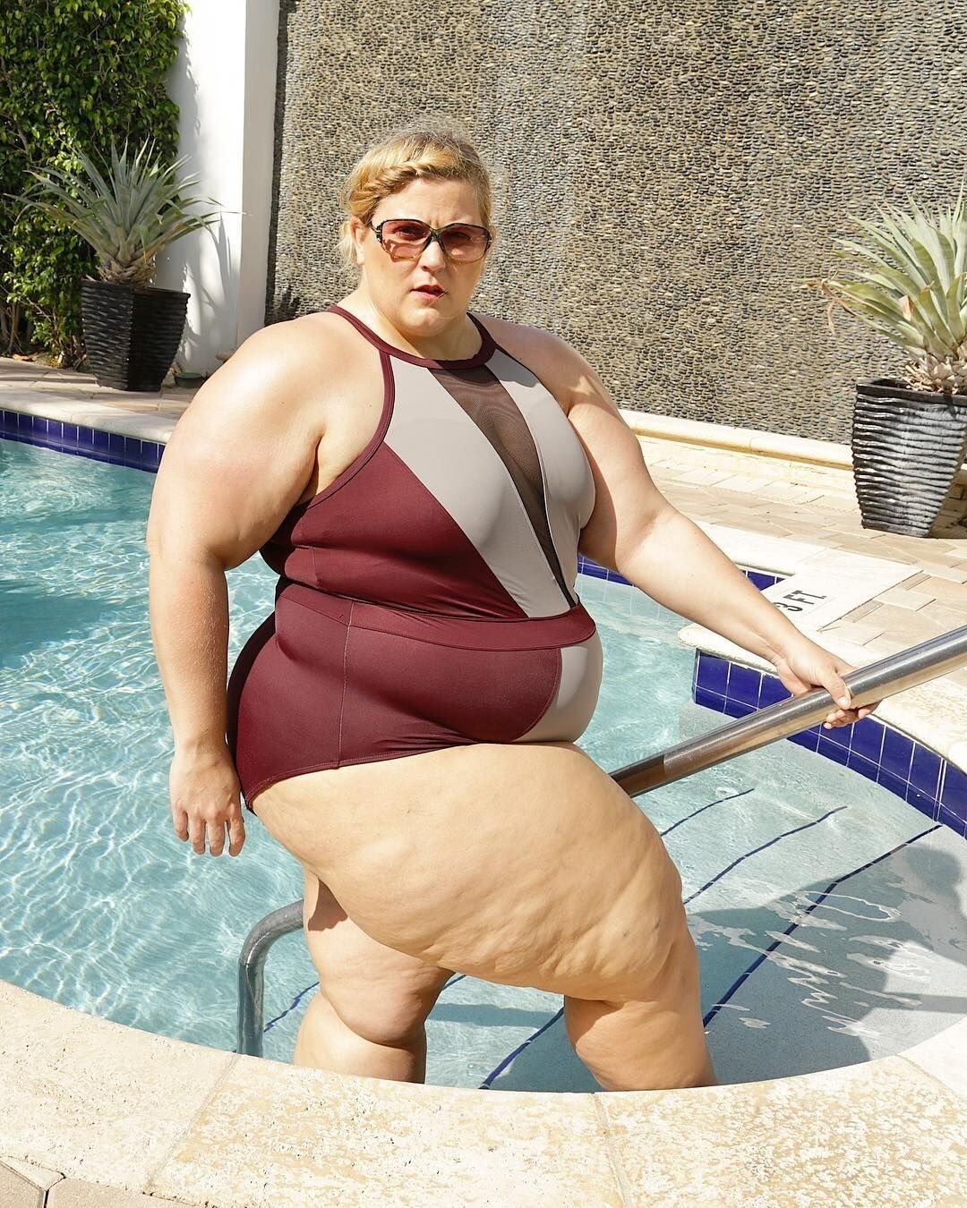 Виктория Абрахам Биг асс ббв