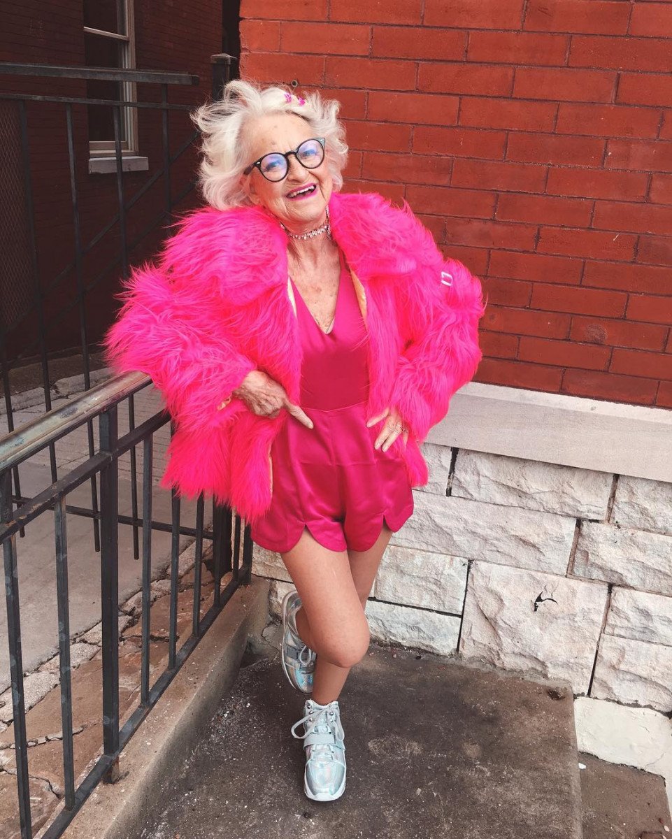 Yana Mironenko Яна Мироненко