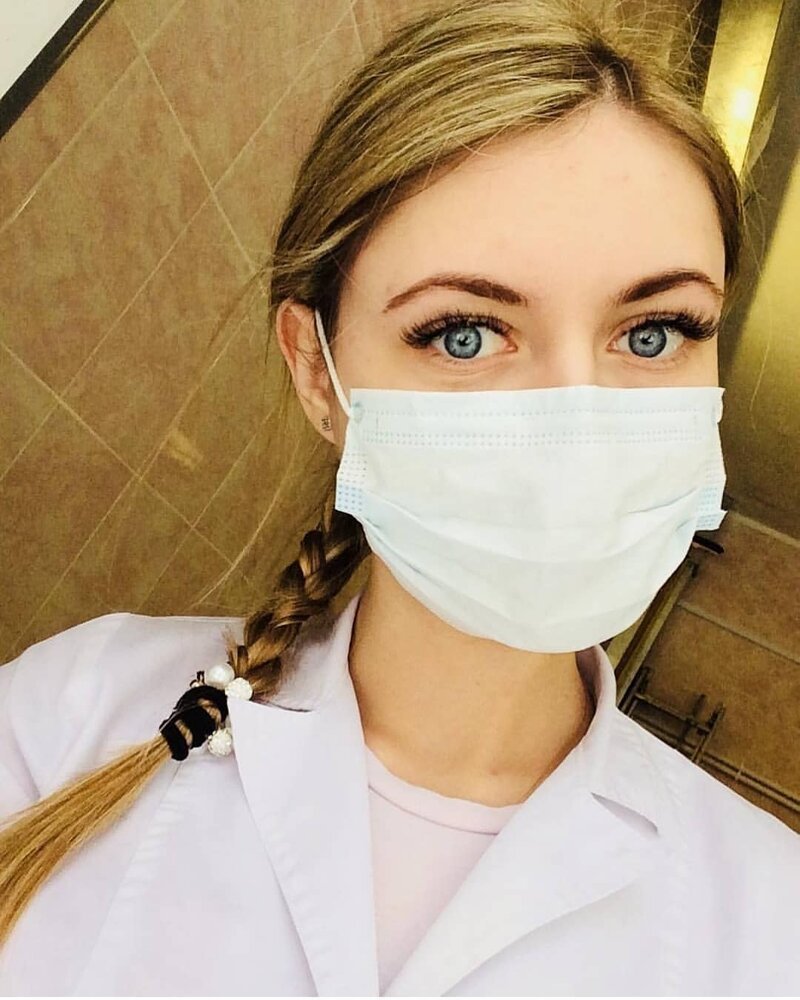 Красивые девушки медсестры