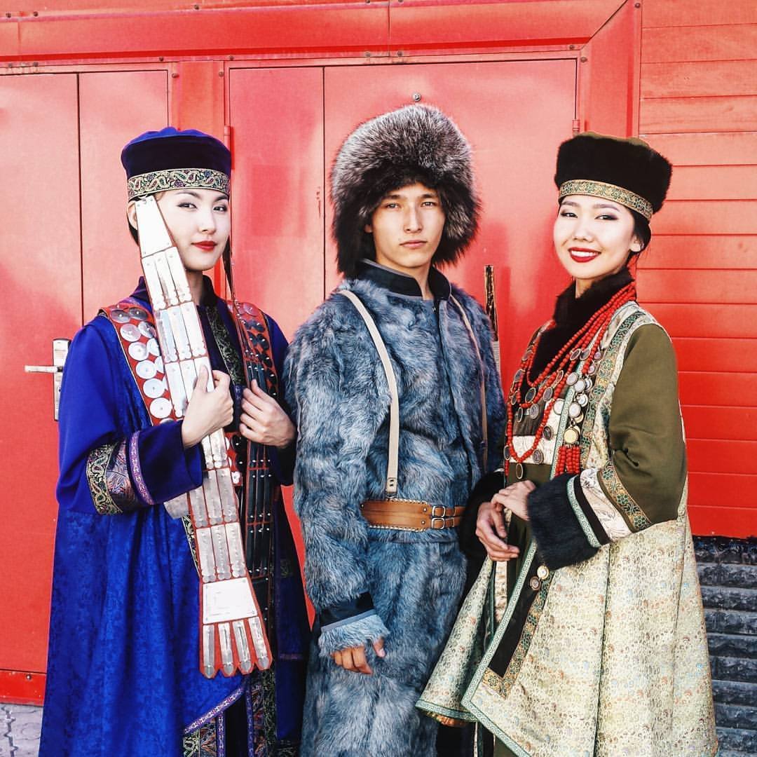 Национальная одежда булагатов