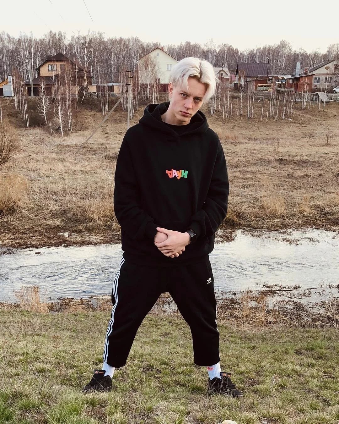 Корейская танцовщица Bomi