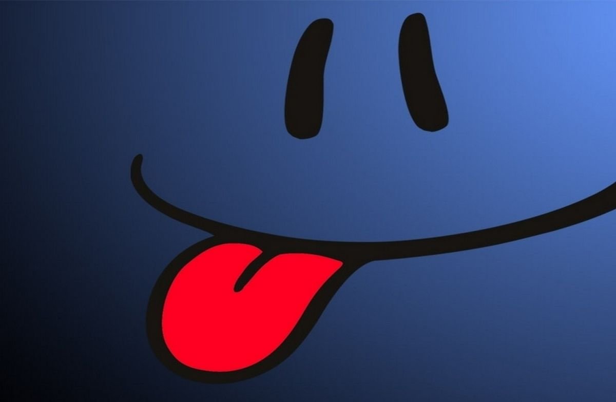 Синяя рожица с языком