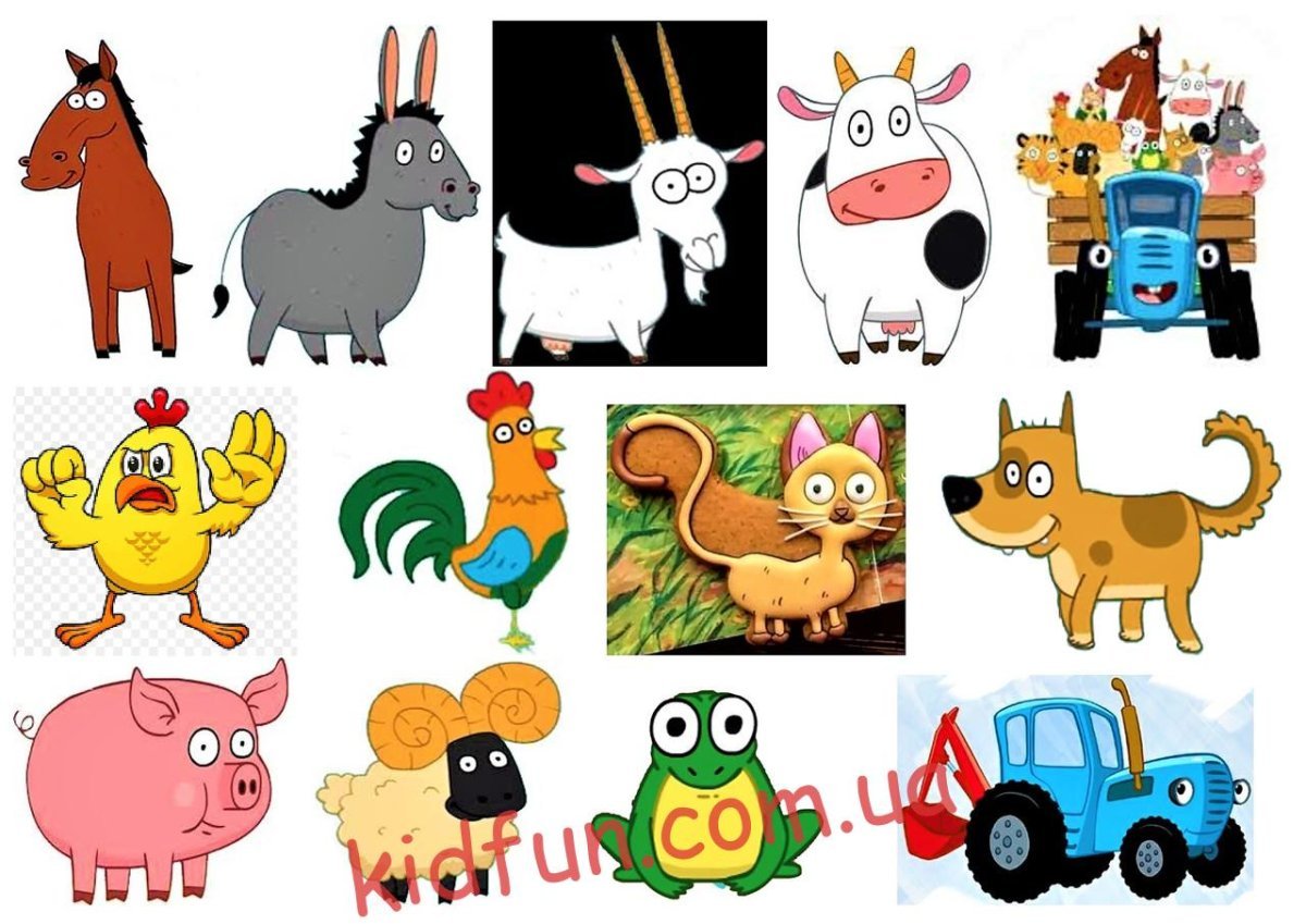 Синий трактор сбоку