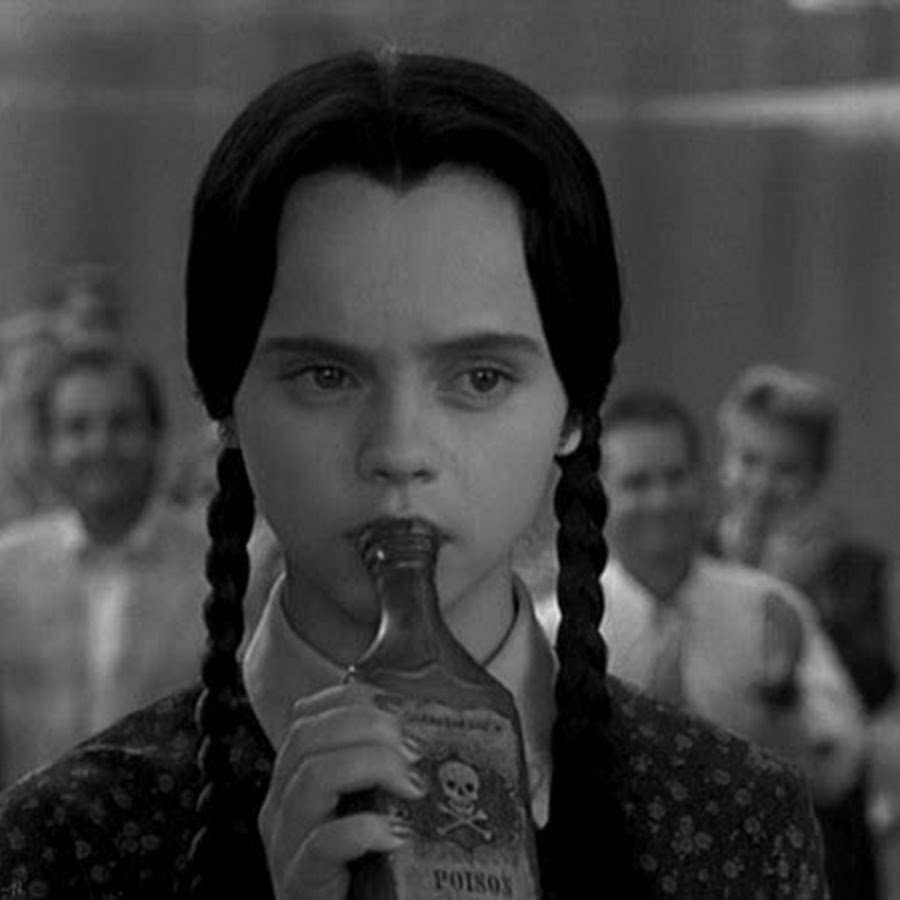 Wednesday Addams 2022 Дженна Ортега