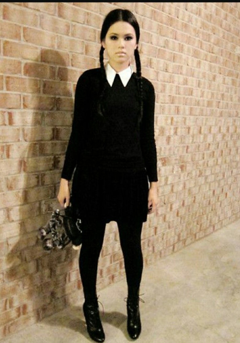 Венсди Аддамс