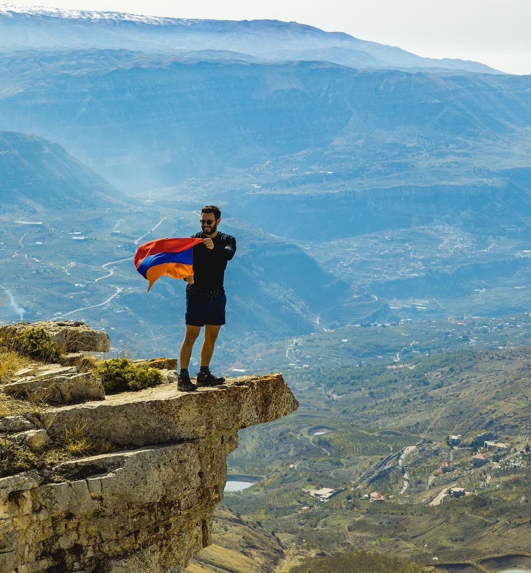 Тату армянский флаг