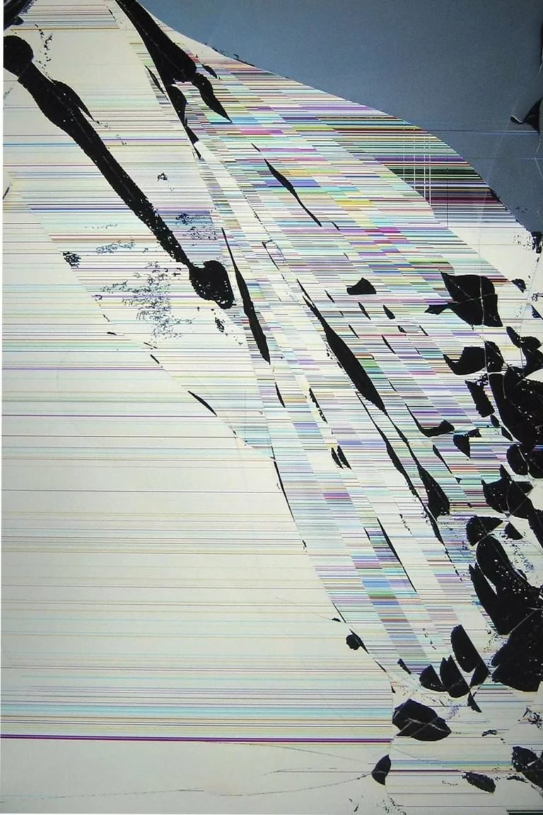 Сломанный экран