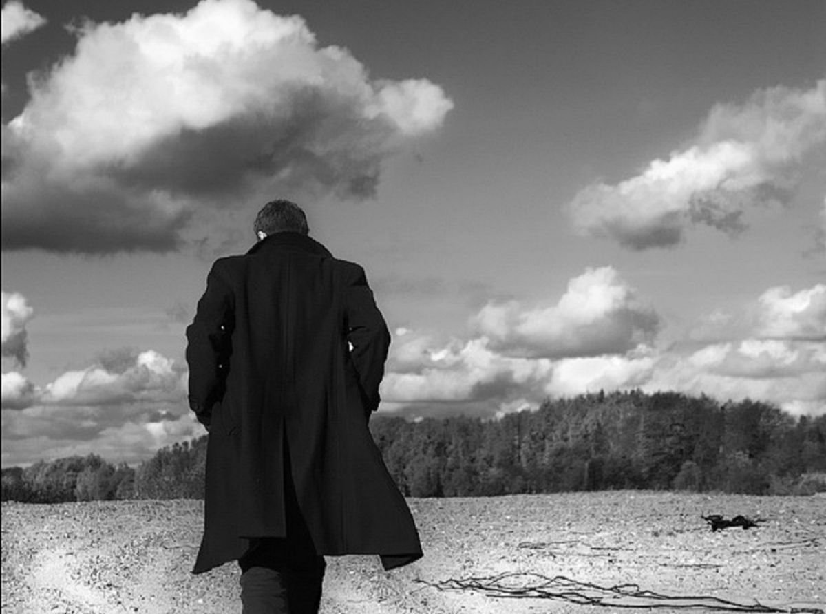 Уходящий человек