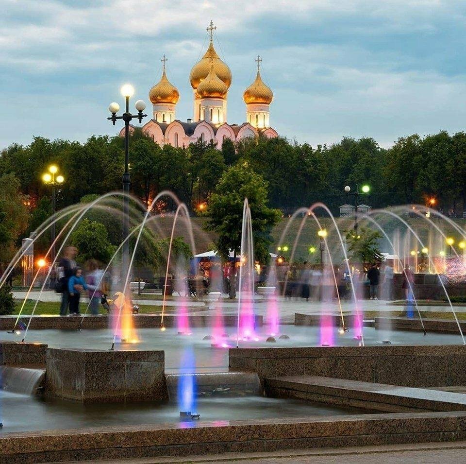 Набережная г Ярославль