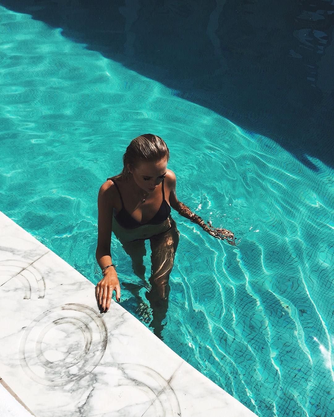 Фотографии в бассейне идеи