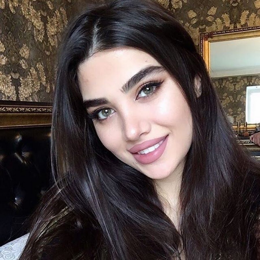 Алиева Мадина чеченка