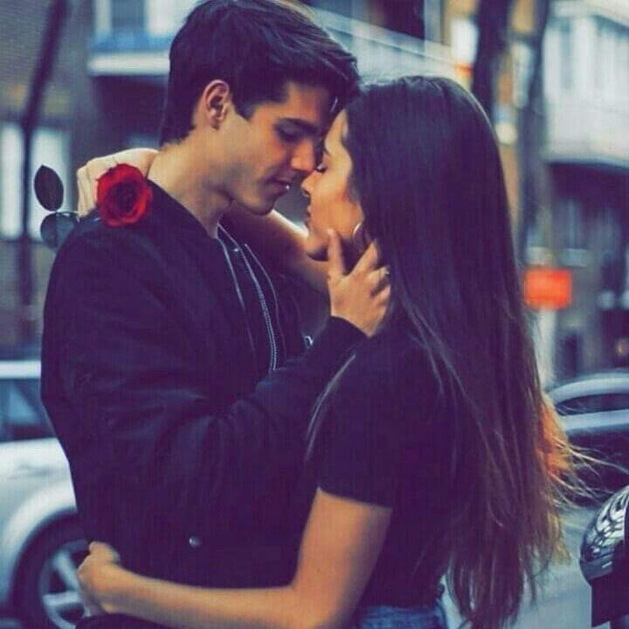 Брюнет и брюнетка