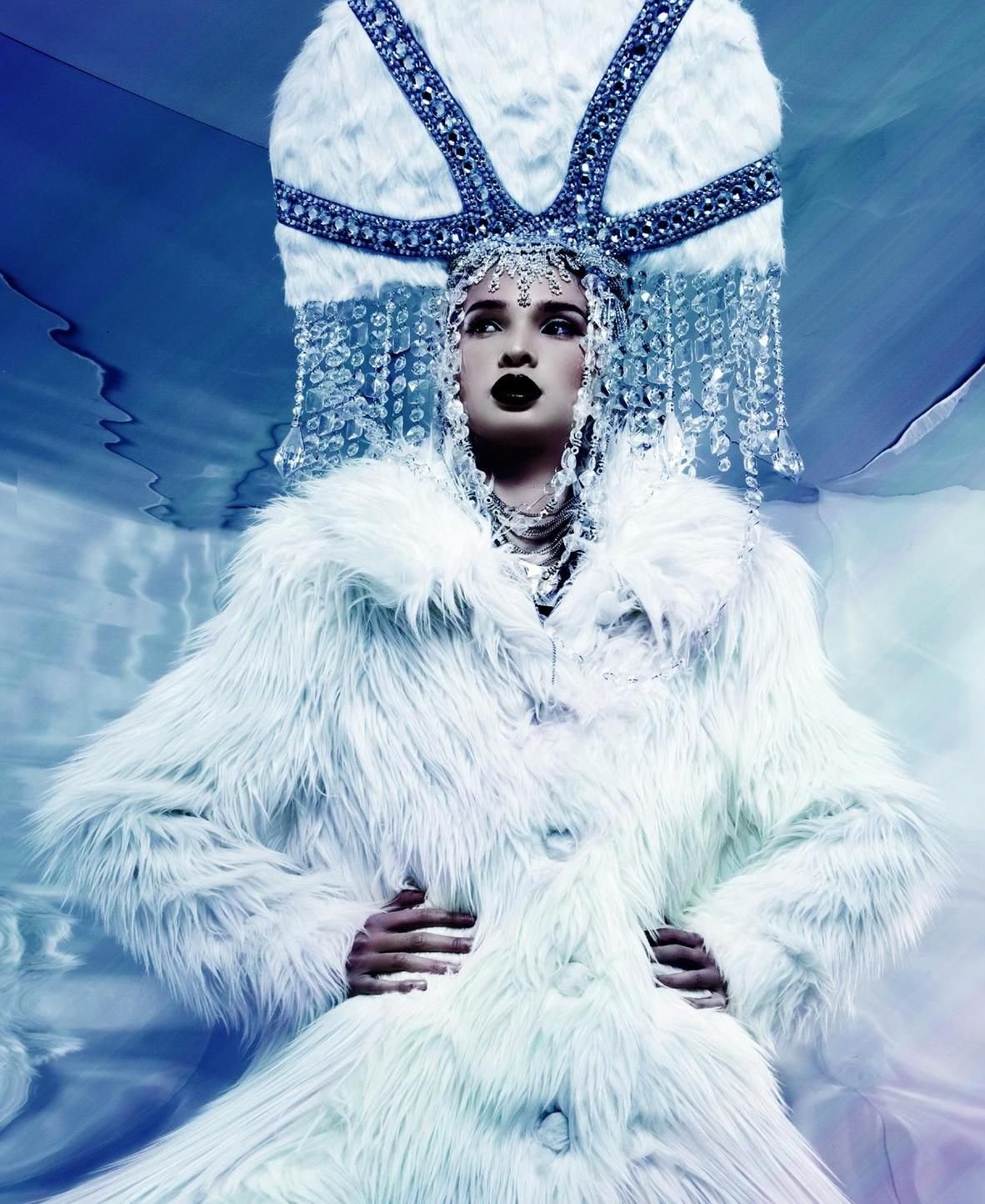 Леди Гага Снежная Королева