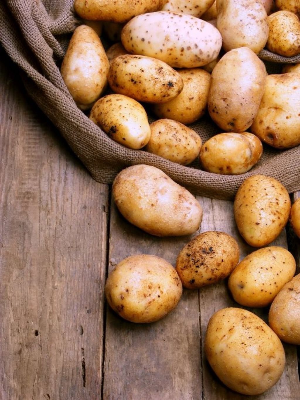 Картошка растет