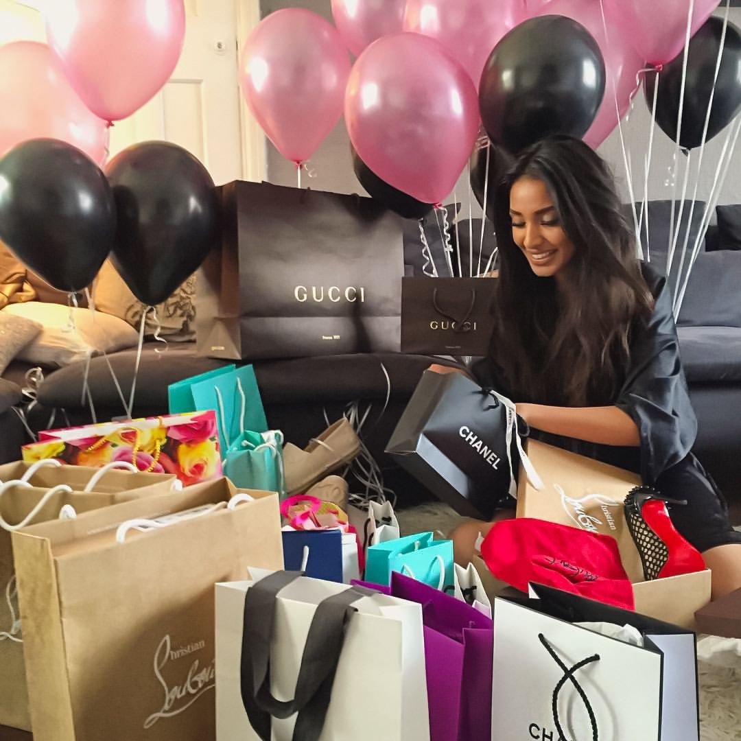 С днём рождения подруге