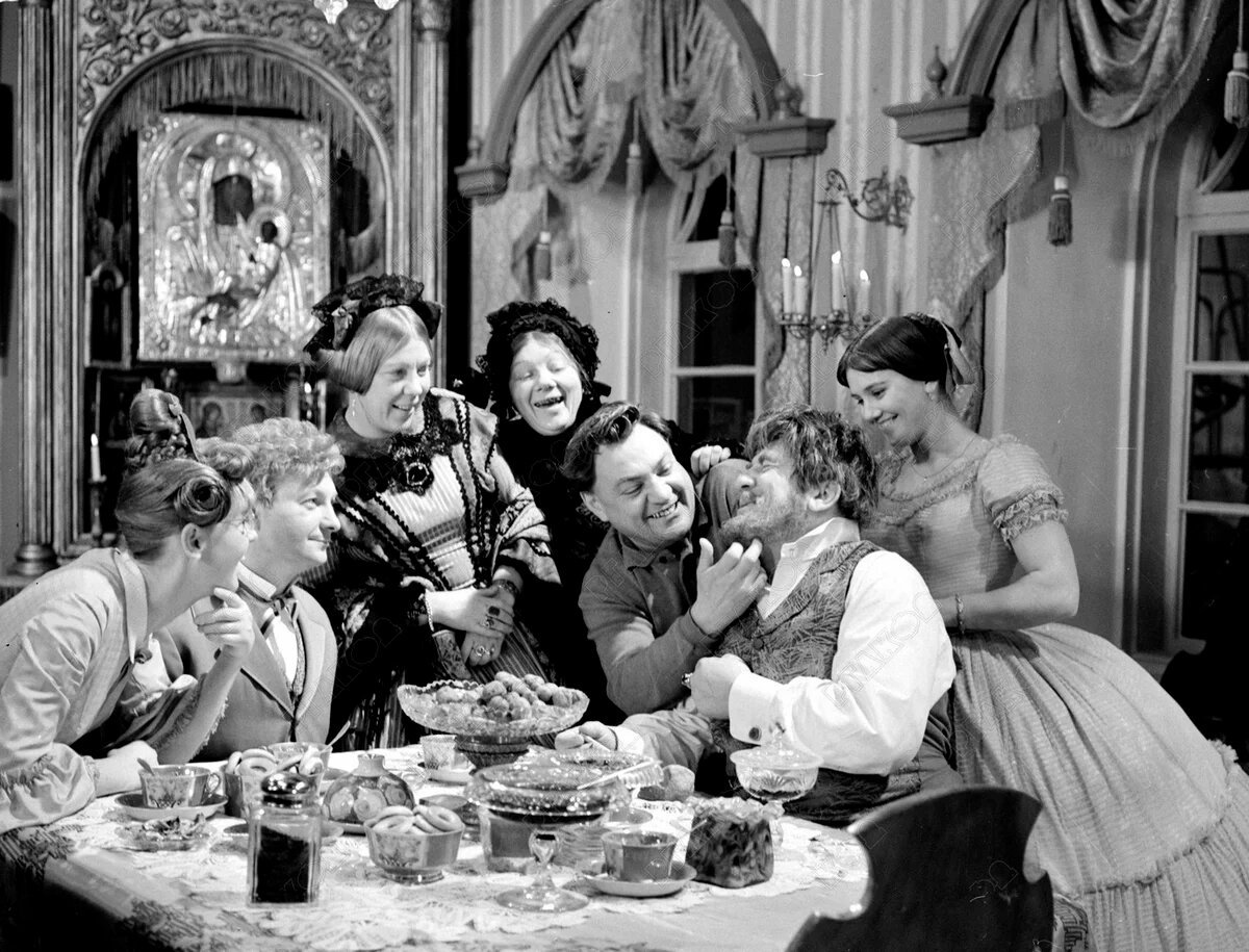 Домна Евстигнеевна Белотелова Женитьба Бальзаминова