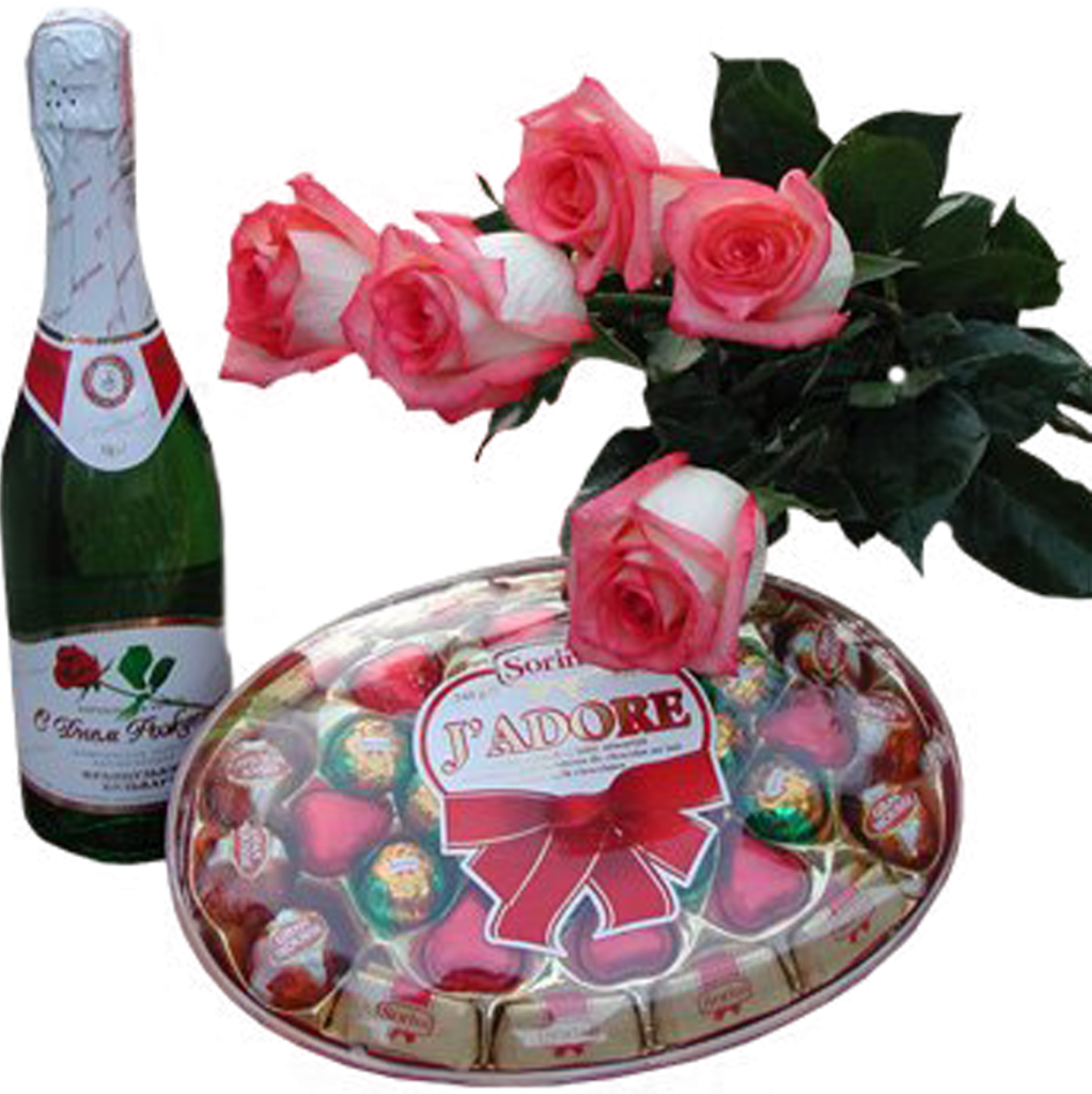 Цветы и шампанское. Цветы с конфетами. Шампанское цветы подарки. Открытки с шампанским и цветами. С днем рождения женщине с шампанским