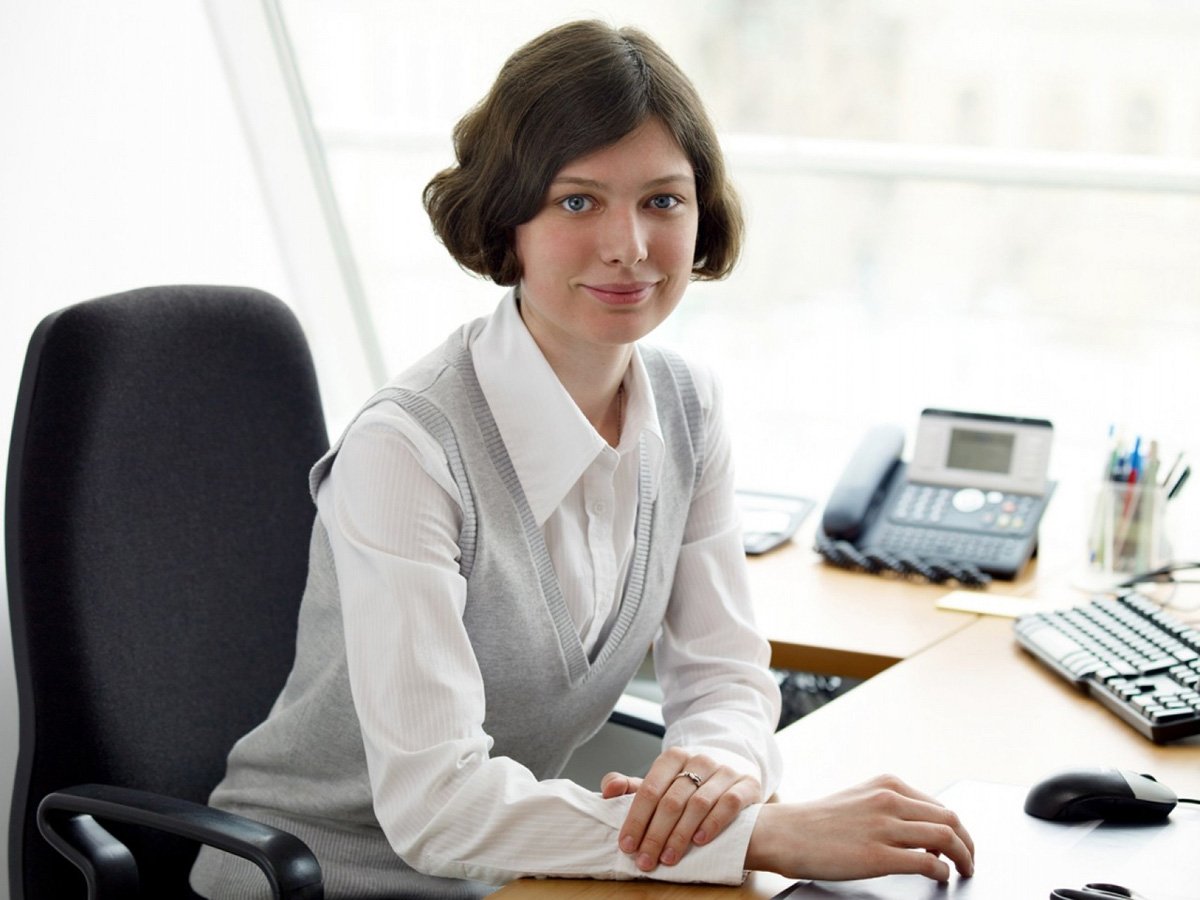 Женский деловой портрет