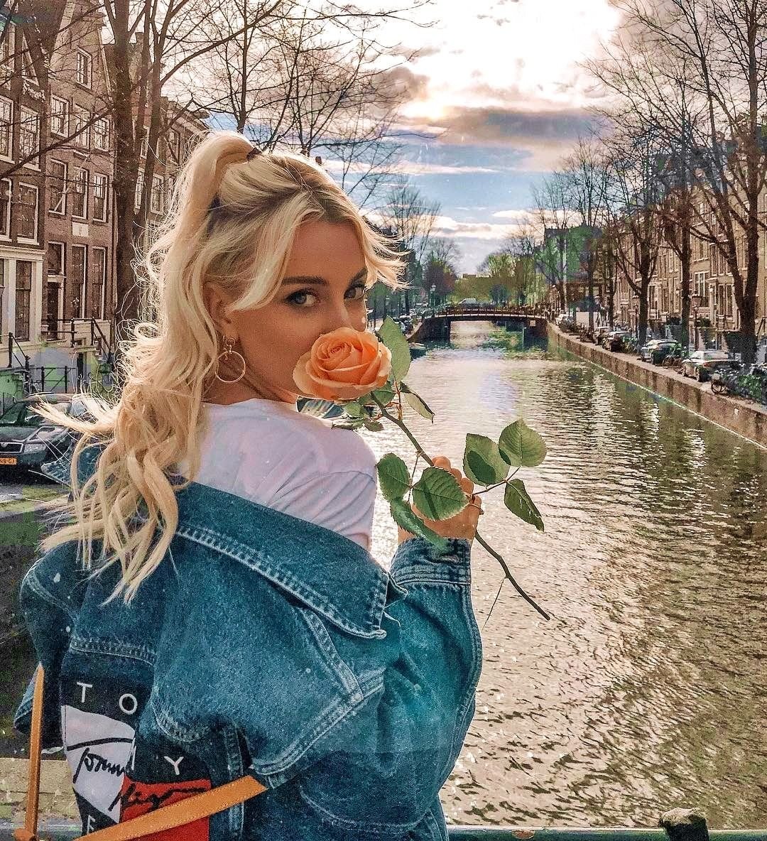 Богатая девушка