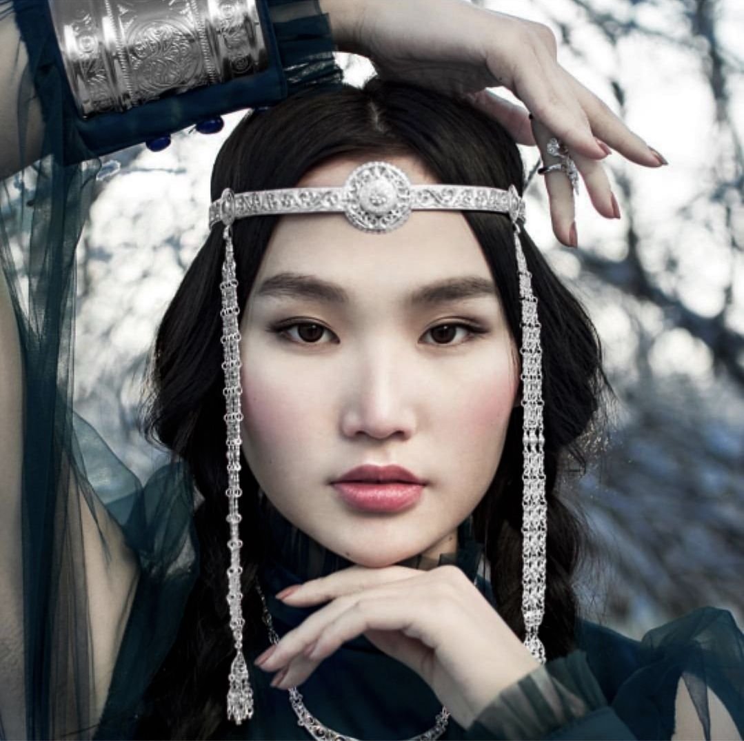Якутские украшения на голову