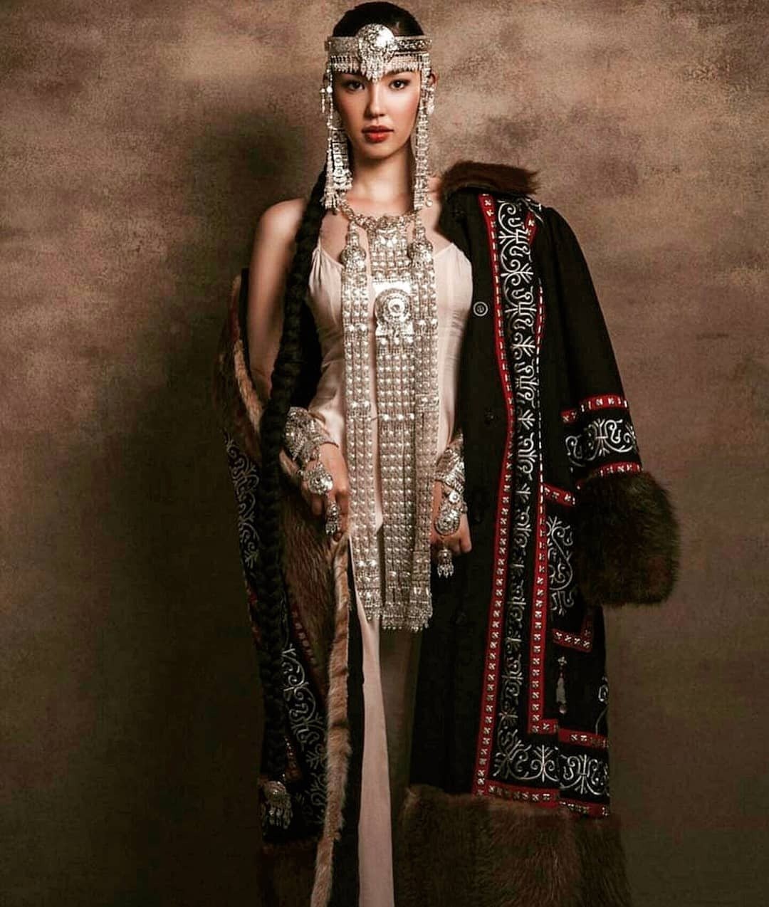 Якутские национальные украшения