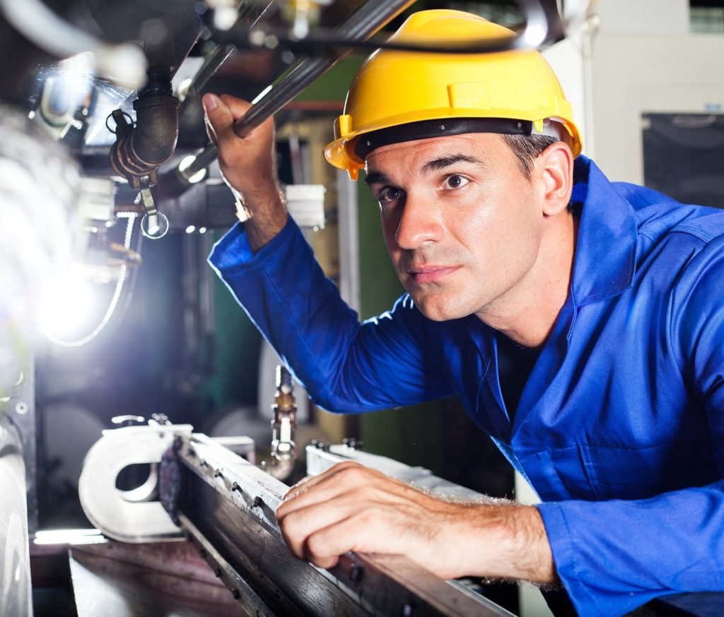 Слесарь инструментальщик