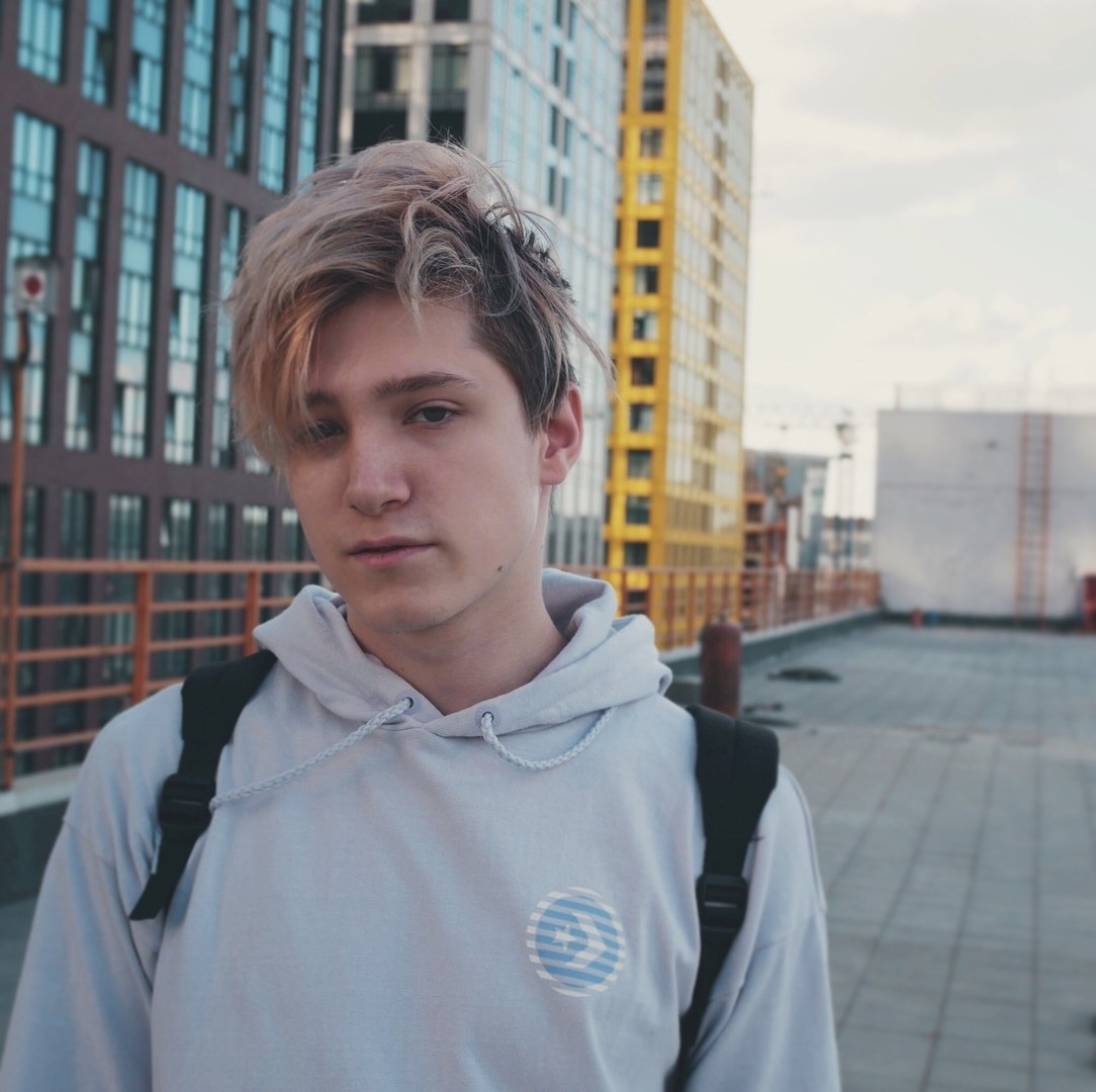 Роман Парамонов блогер