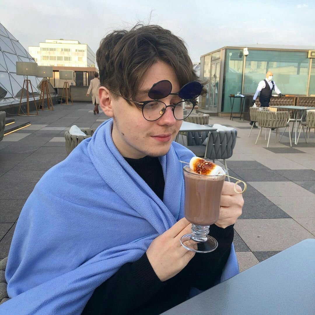 Номер телефона романа компота видеоблогера