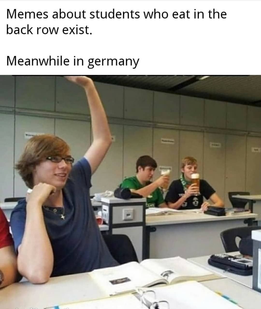 Студент Мем