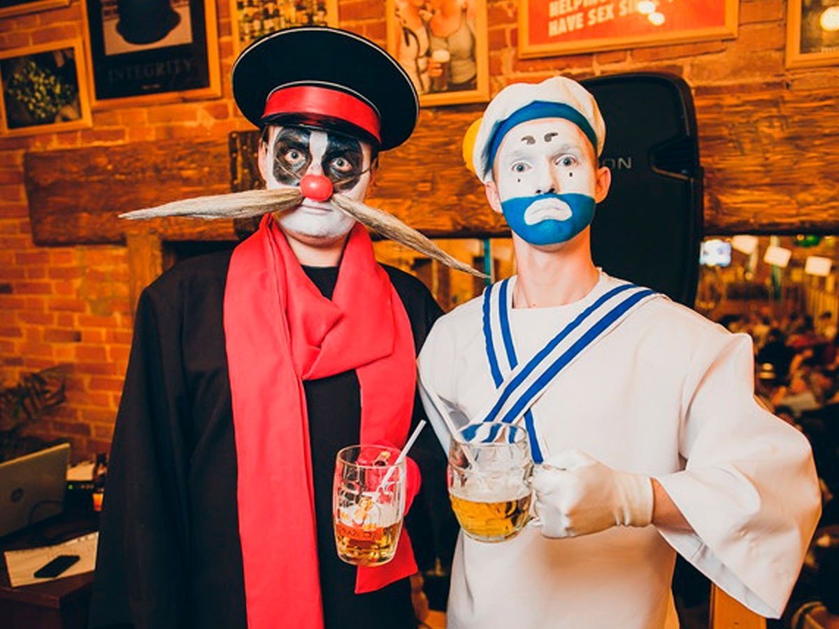 Передача Каламбур деревня дураков