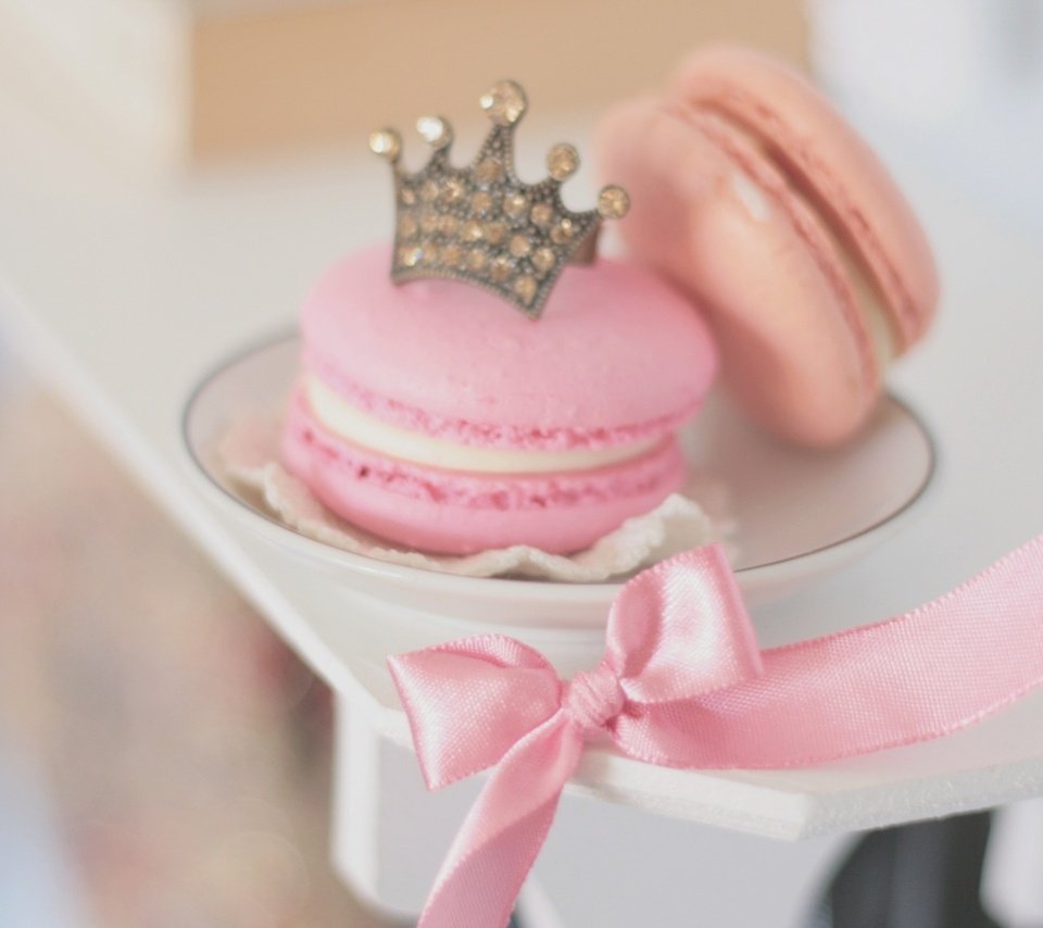 Элеонора открытки