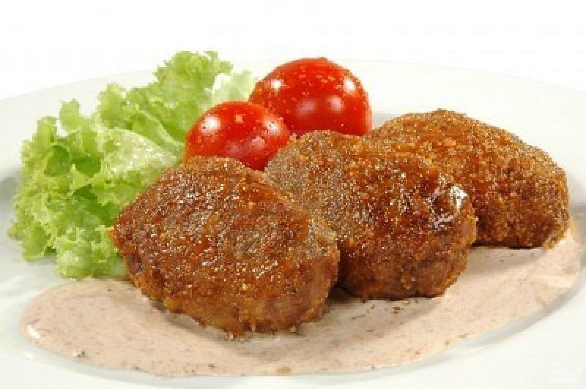 Котлета на белом фоне