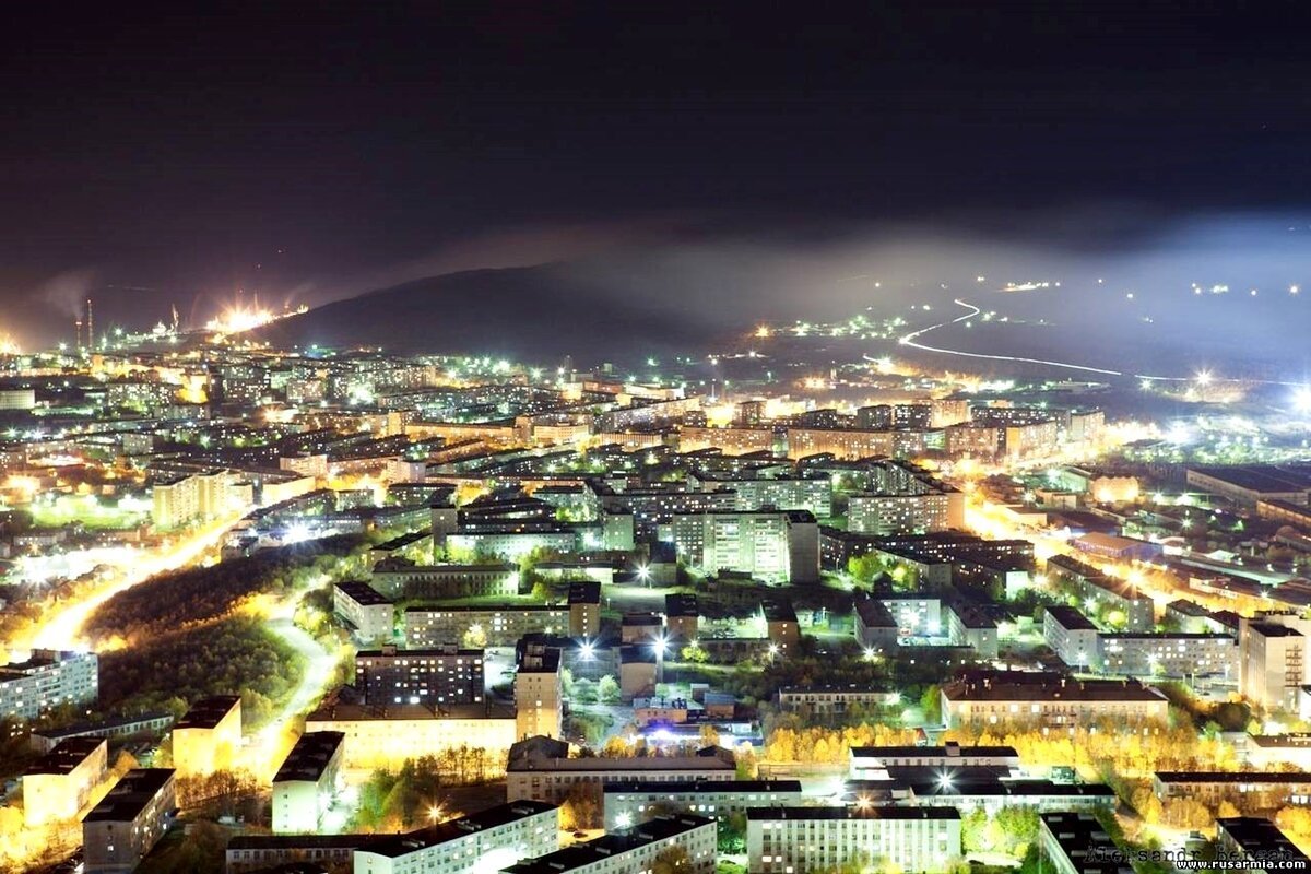 Елка в Мурманске на 5 углах