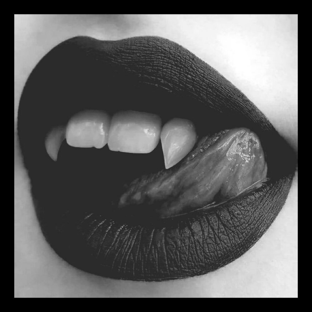 Черные губы Эстетика