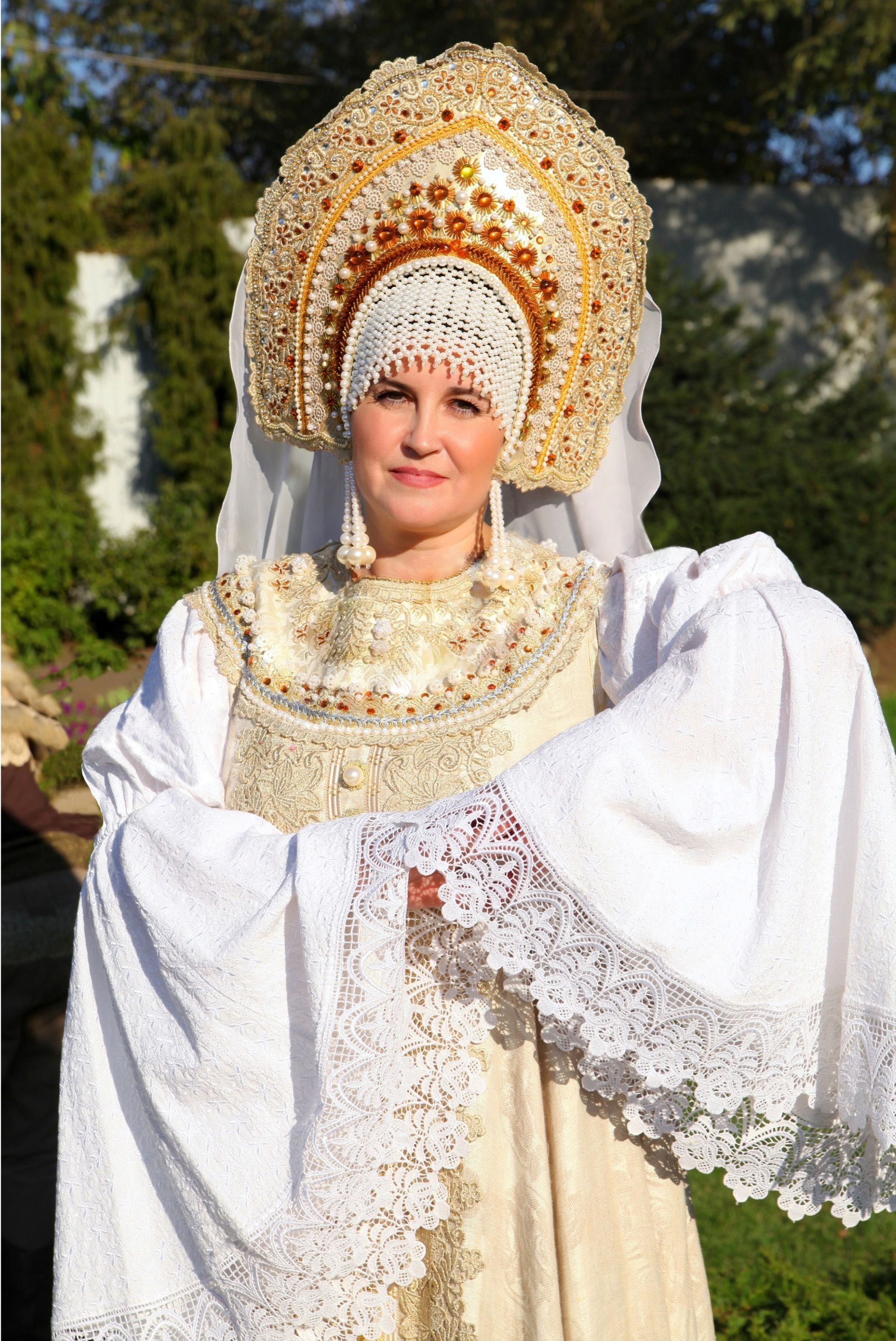 картинки женщины в русском народном костюме