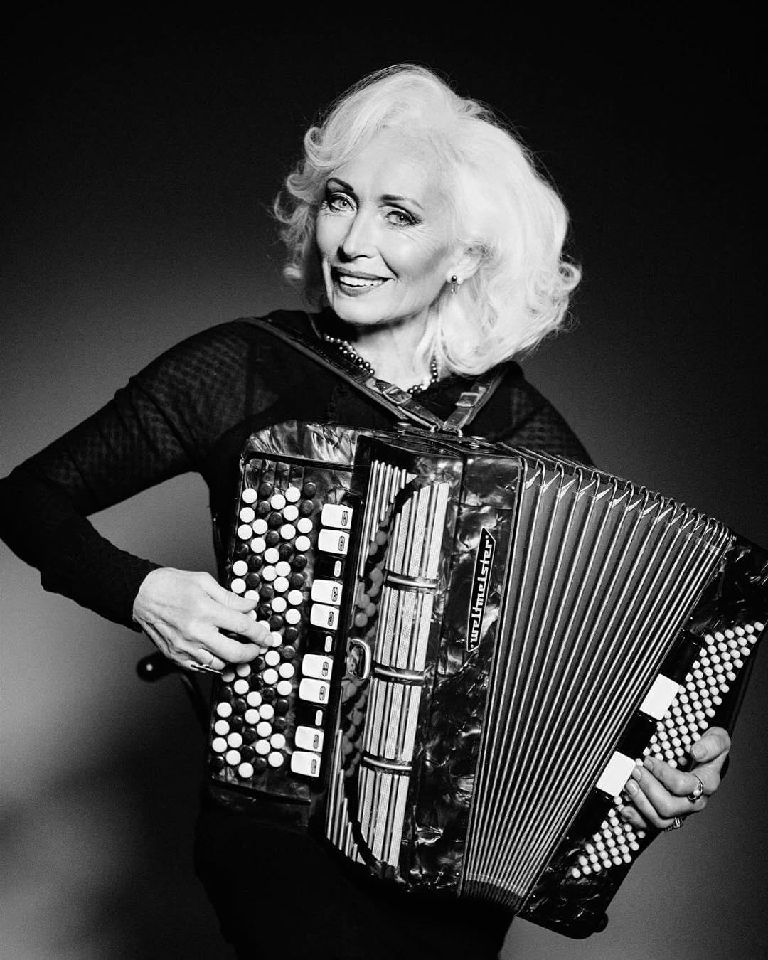 Лариса Михальцова модель в молодости