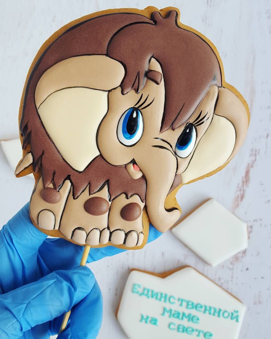 Мамонтенка телефоны