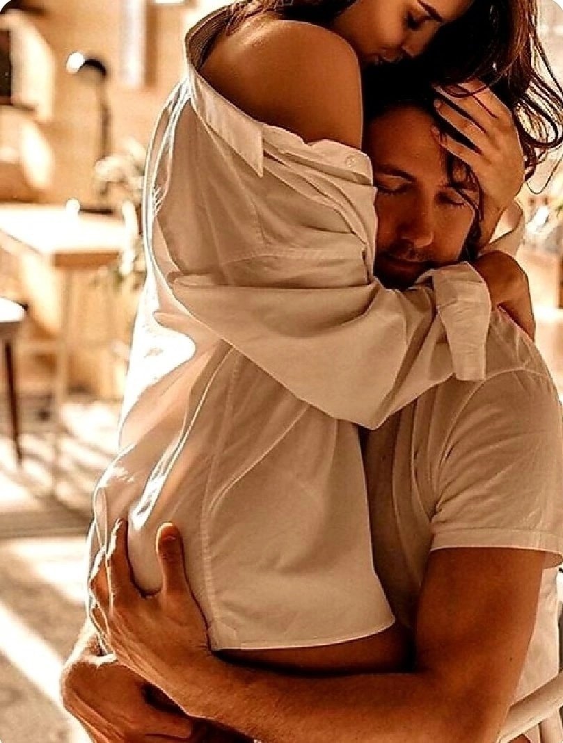 Объятия любимого